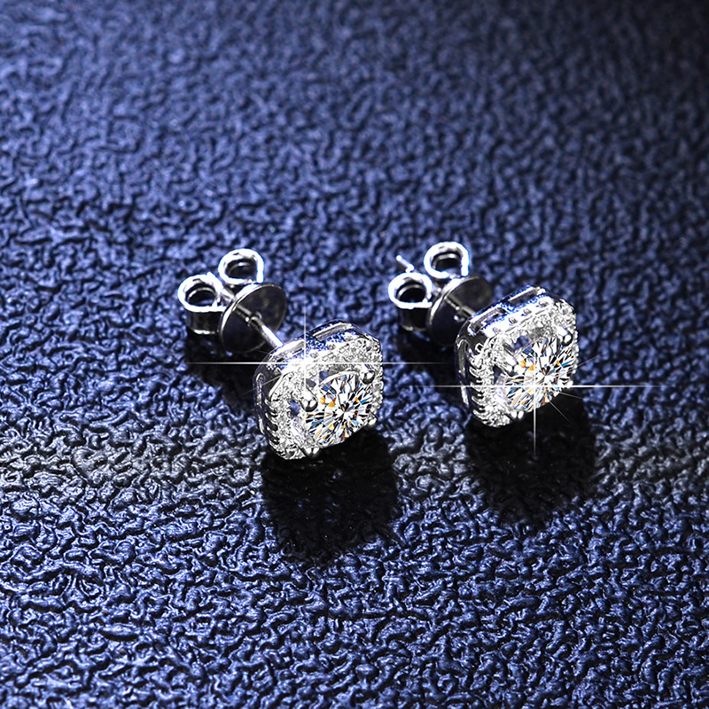1CT-2CT-Moissanite-Diamond-Ear-Studs-Earring-Pass-Diamond-Test-Moissanite-Stud-Earrings-For-Women-Sterling-2